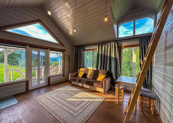 Khatka Lisnyka Tatil Evi Iltsi